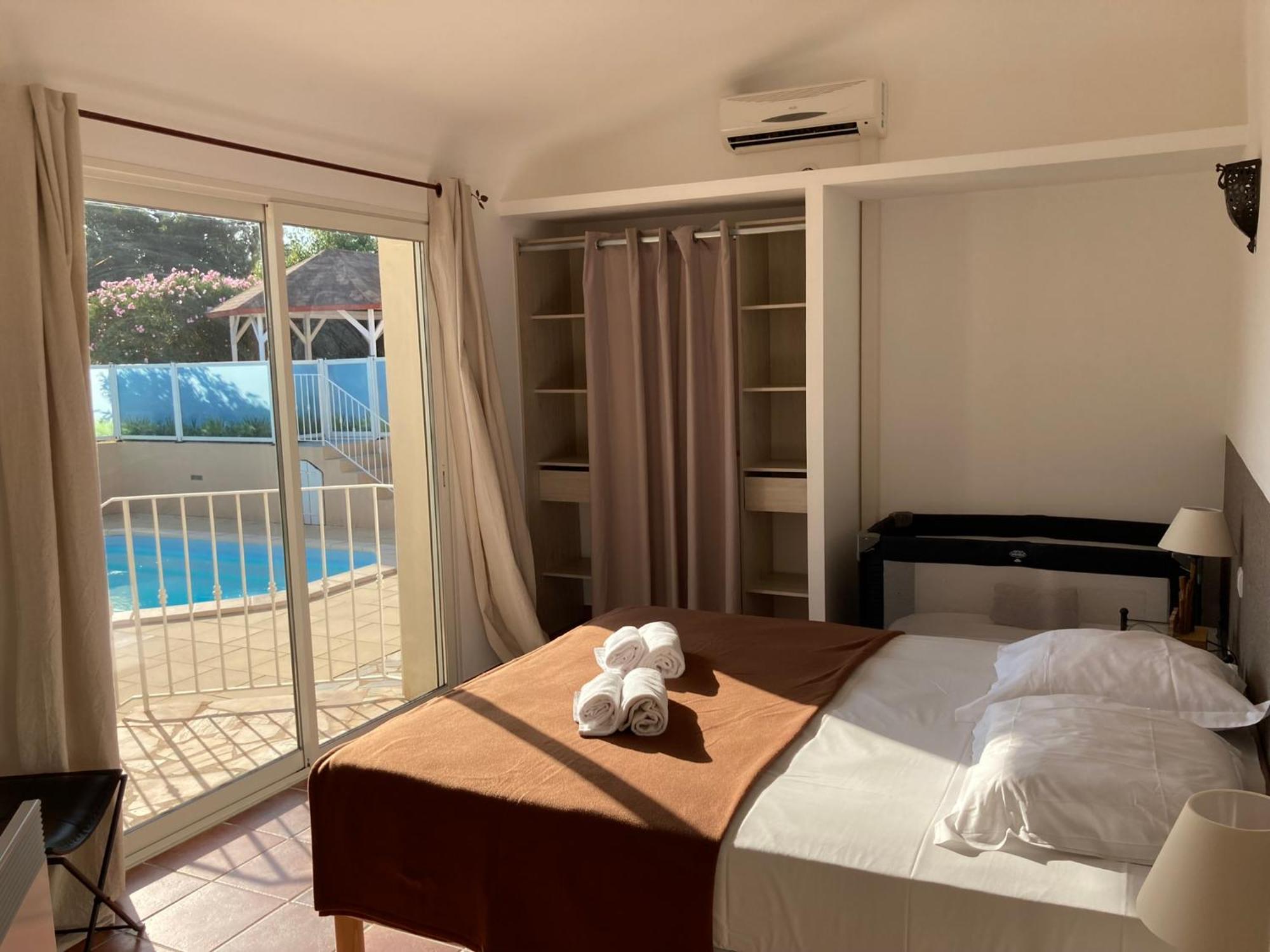 Villas CALA CORSA - 3 et 4 Chambres CALA ROSSA Porto-Vecchio - Villas entièrement Climatisées à 5 minutes à pied de la plage Cala Rossa Exterior foto